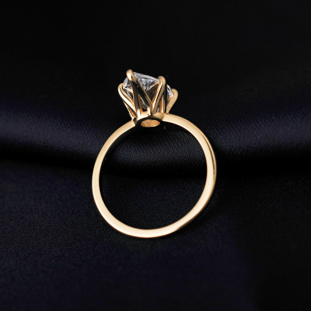 Ascendia Solitaire Pure Silver Ring