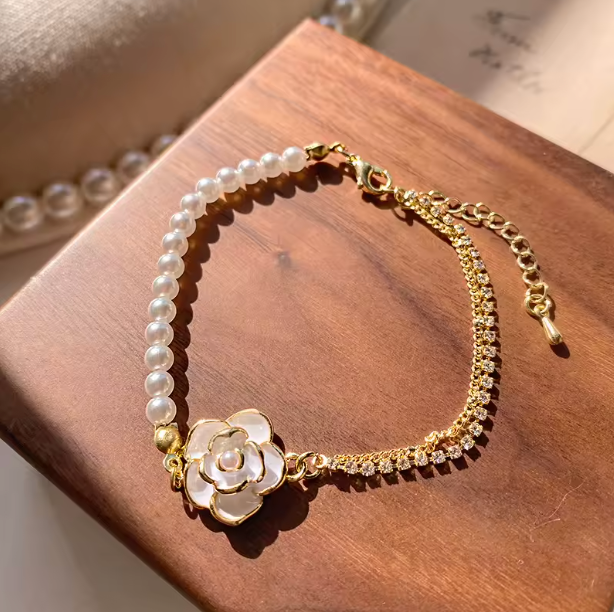 Camellia Pearl Bracelet
