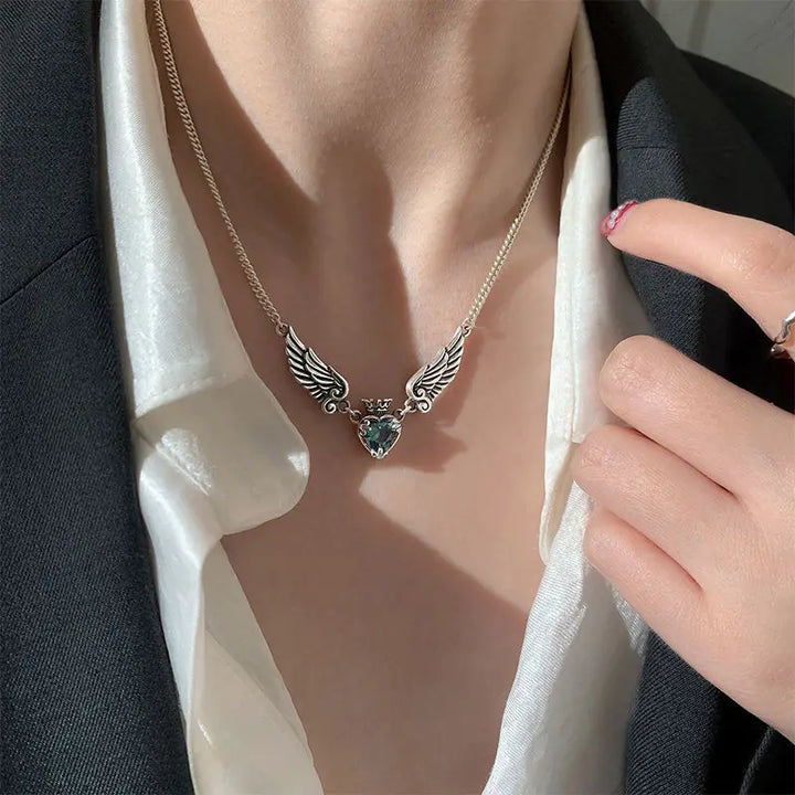 Monarch Crest Jewelry Set
