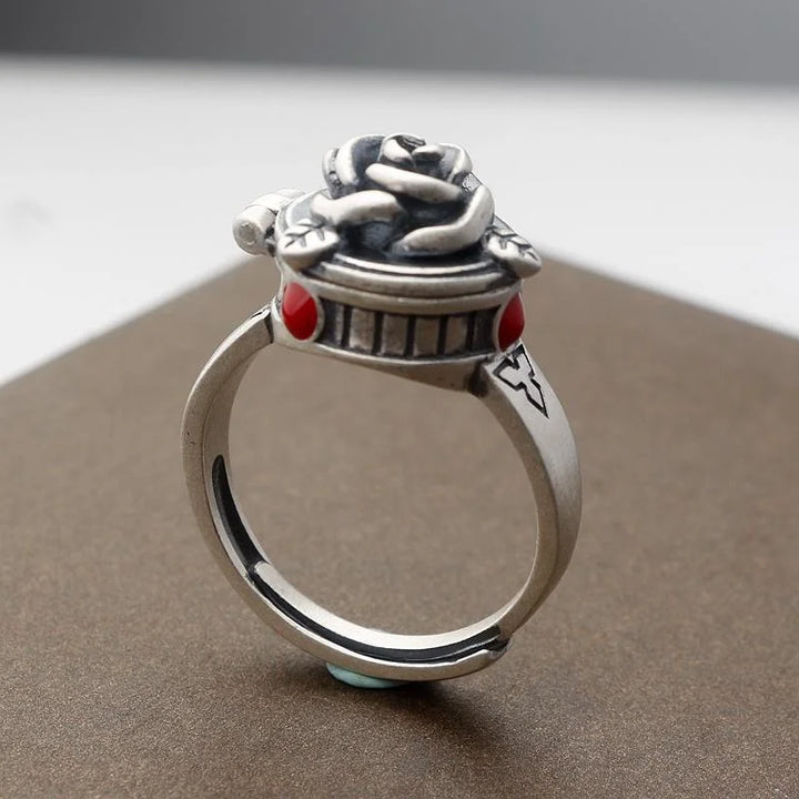 Duskmoor Hollow Rose Ring