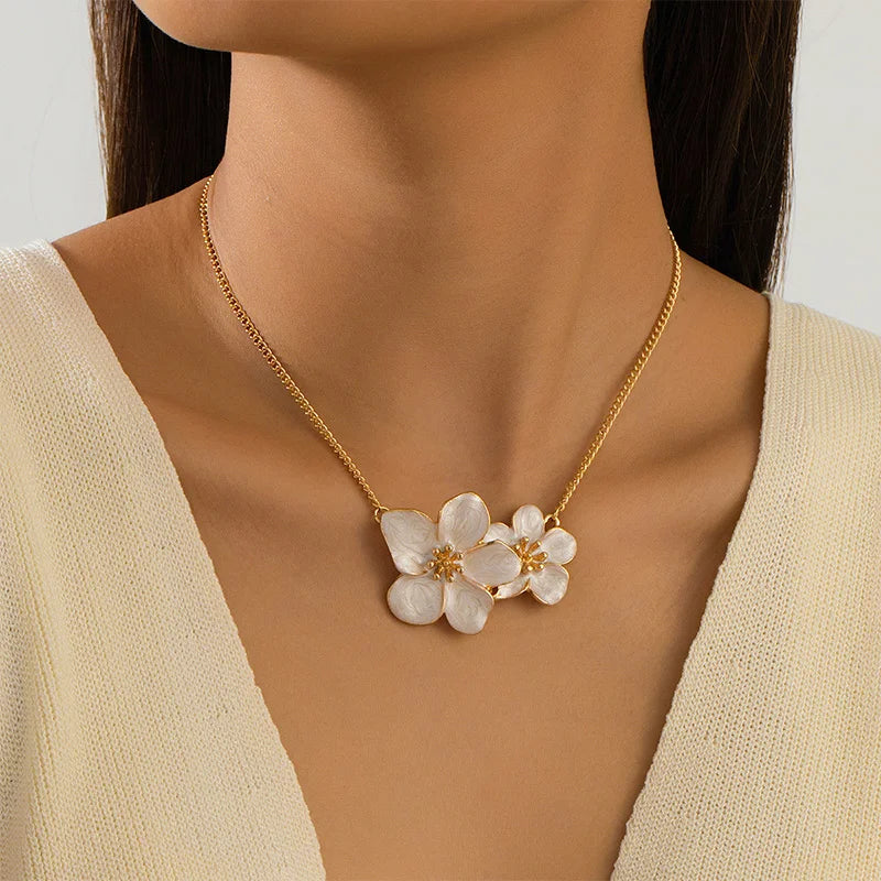 Florencia Verde Enamel Necklace