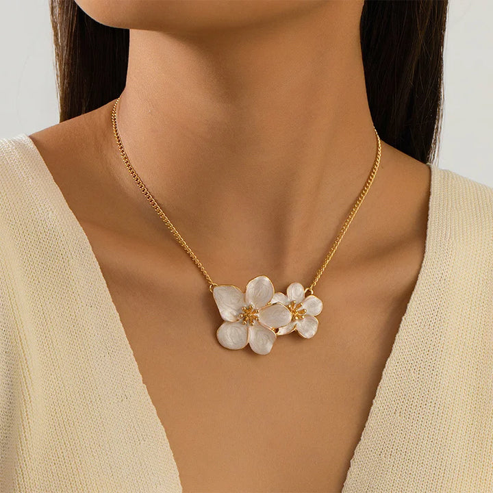 Florencia Verde Enamel Necklace