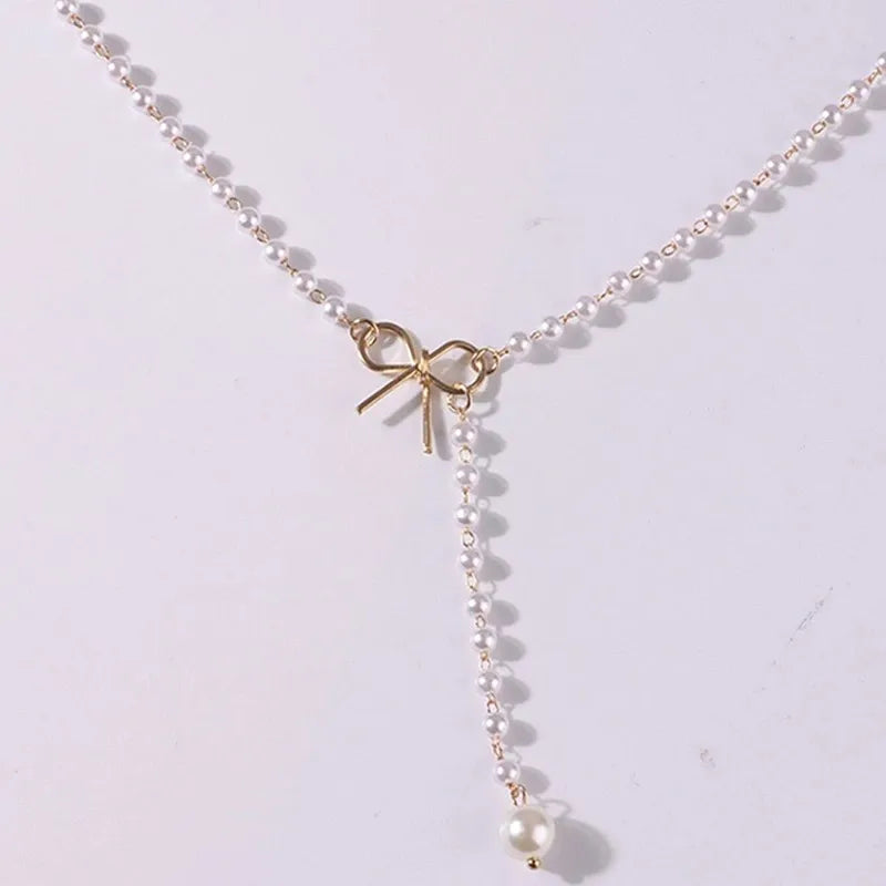Little Bowie Line Necklace