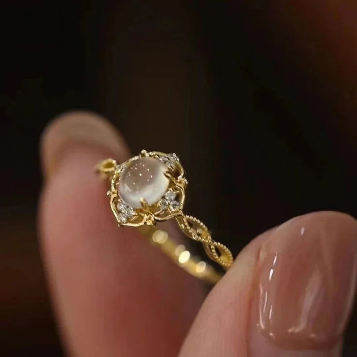 Juliette Marais Moonstone Ring