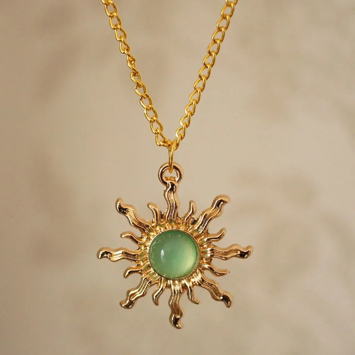 Sol Relica Earrings & Necklace Set