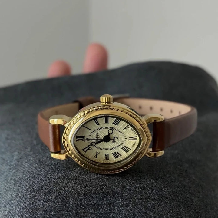 Alice's Clockwork Timepiece