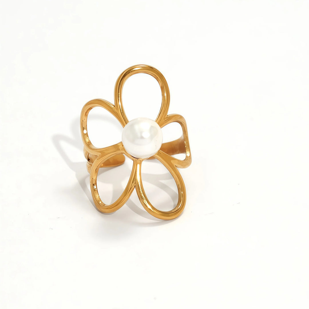 Daydream Soft Petal Ring