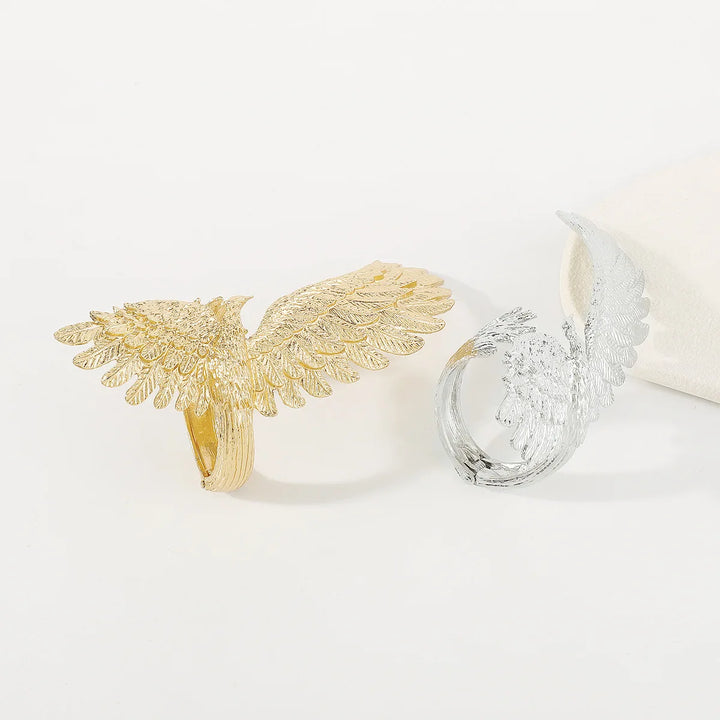 Aviella Arc Bracelet