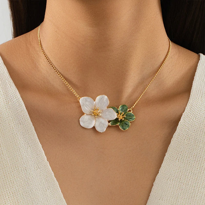 Florencia Verde Enamel Necklace