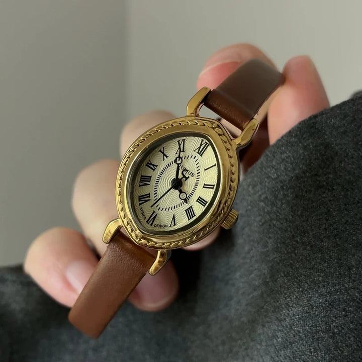 Alice's Clockwork Timepiece