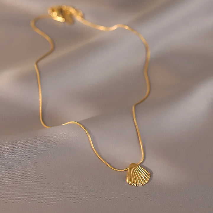 Claremont Shell Necklace