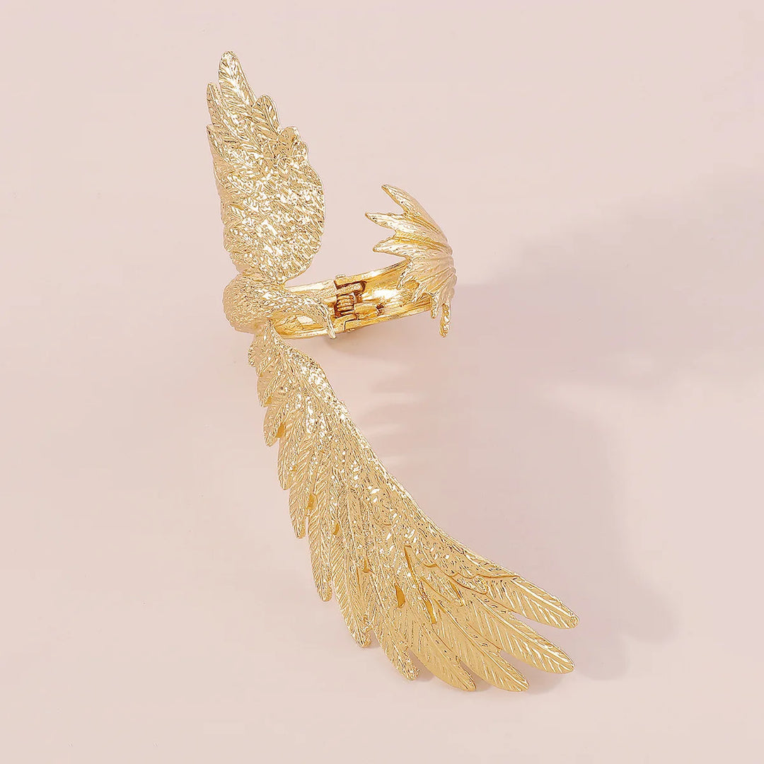 Aviella Arc Bracelet