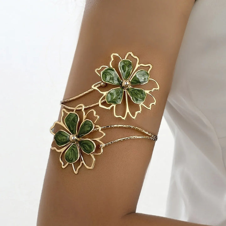 Renée Rose Armlet