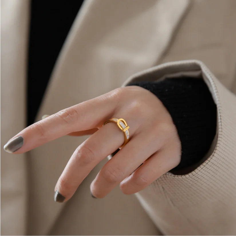 Annie & Grace Waterproof Ring
