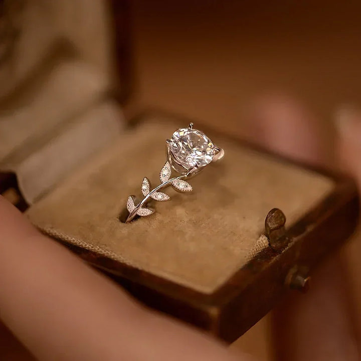 Aveline Rue Moissanite Ring