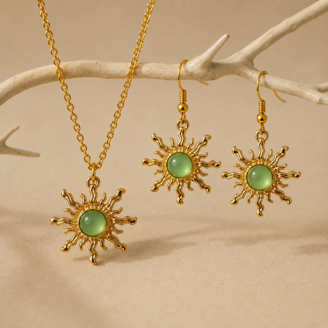 Sol Relica Earrings & Necklace Set