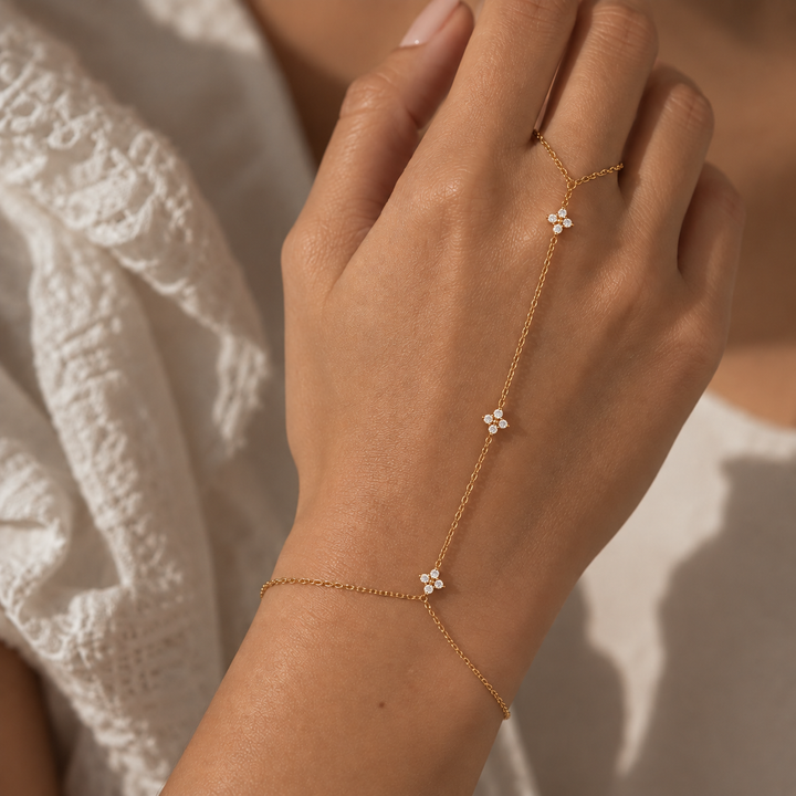 Trios D'étoile Waterproof Hand Chain