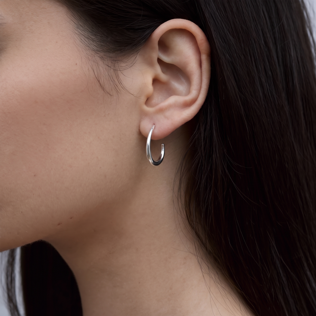 Essential Curve Gold-Plated Hoops