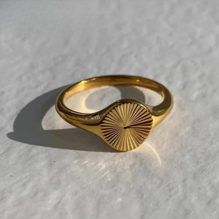 Solara Voss Sunburst Ring